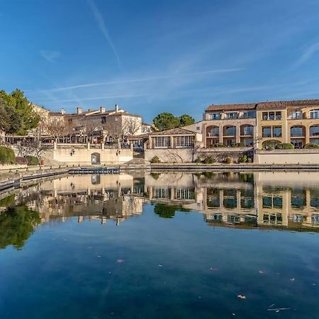 Magnifique Vue Lac Au Golf De Pont-Royal Mallemort Bagian luar foto